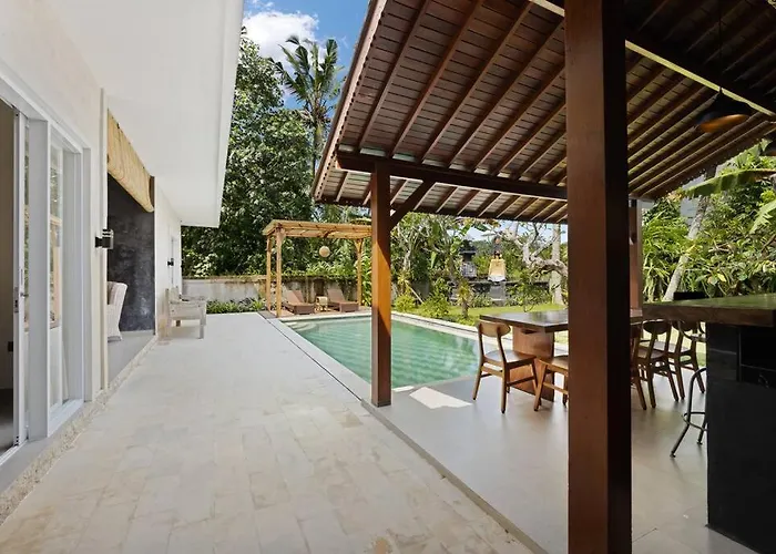 Villa New 4 Bedroom Surrounded By Jungle And Ricefields