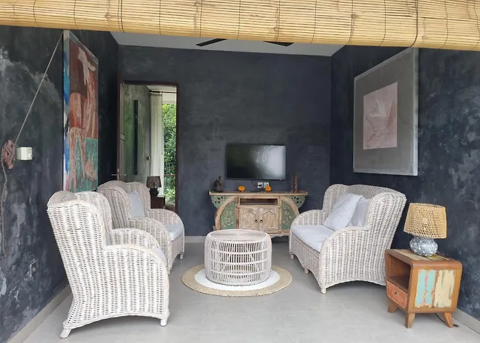 Villa New 4 Bedroom Surrounded By Jungle And Ricefields *