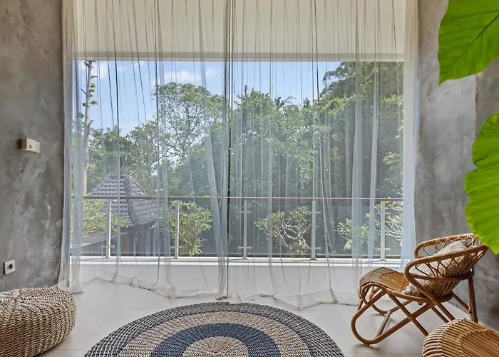 New 4 Bedroom Surrounded By Jungle And Ricefields Villa *